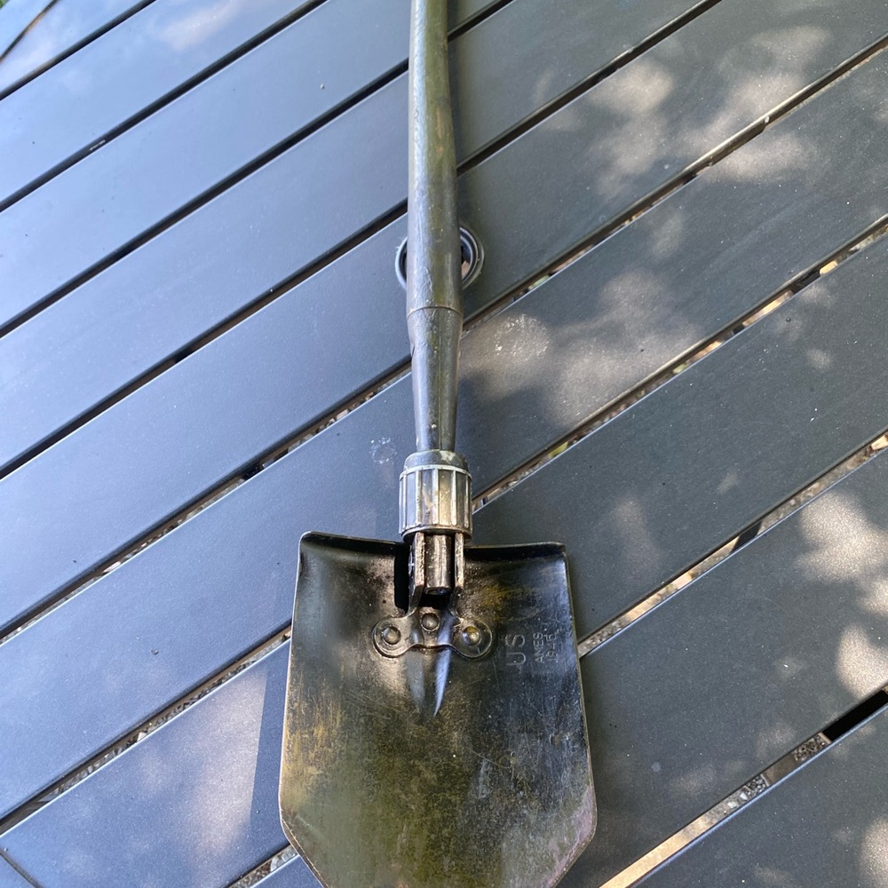 WW2 Vintage Ames 1945 US Military Folding Entrenching Tool